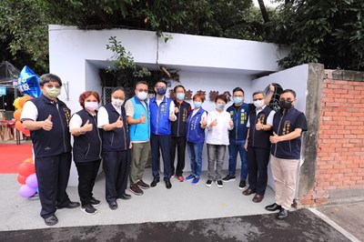 中市首座荔枝老樹公園完工-盧市長-保留百餘棵樹兼顧生態與人本