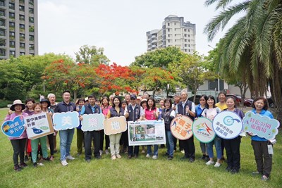 交通及童趣公園烏日現蹤-中市建設局長視察三和及榮泉公園