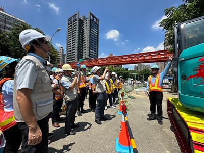 01-守護職場安全作業環境-中市建設局連六年獲金安心獎項肯定