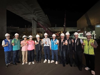 01-置頂-綠空廊道跨橋夜間吊裝迎重大里程碑-_0