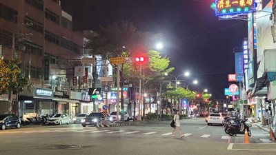 01-照亮安全回家路-中市建設局斥資6-000萬換裝海線山城聯絡道節能路燈