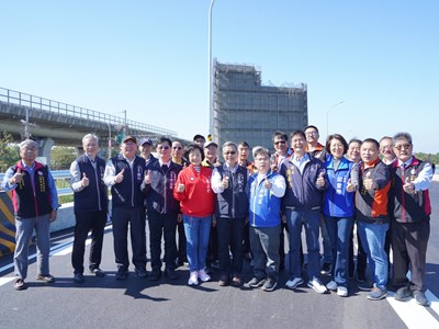 01-喜蛇臨門-后豐大橋引道工程提前完工-中市建設局長-預計20日開放通車