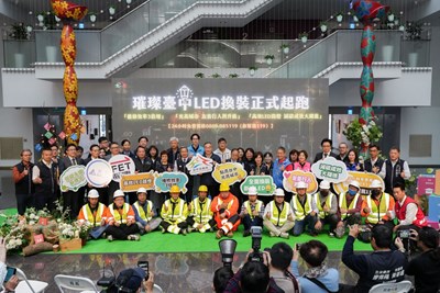 01-中市LED節能路燈換裝啟動!黃副市長:引領永續淨零新標竿_0