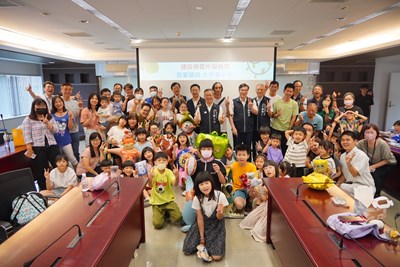 01-台中建設超人變身暖爸！建設局「大手牽小手」親子同樂歡慶父親節