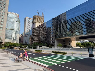 府會園道大升級！中市建設局斥1,200萬元打造安全人行、綠意景觀與智慧服務