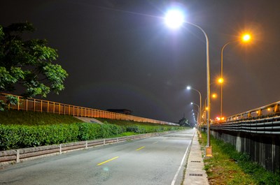 點亮筏子溪迎賓水岸廊道南屯筏子東街路燈啟用