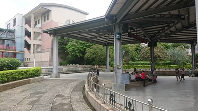 改善大里運動公園圓形廣場淹水-中市建設局重新施作排水工程