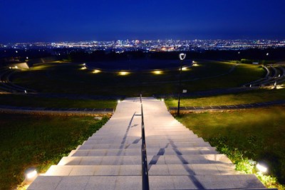 由公園高點即可眺望台中夜景-媲美-台北陽明山-日本函館