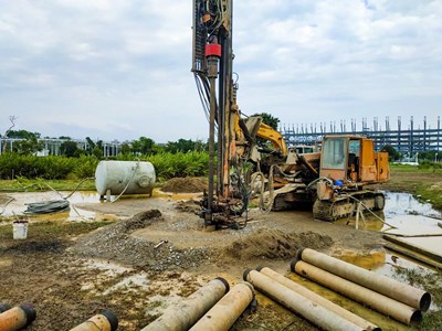 替代水源新-井-點-中央公園首口觀測井-日出水量破千噸