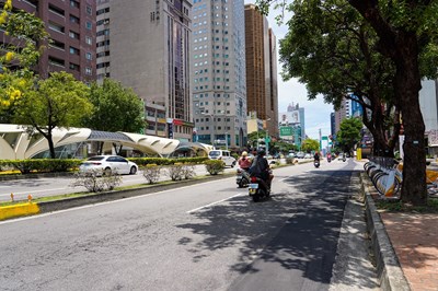 台灣大道第二波燙平-北側民權路至忠明路段-將啟動-圖為道路現況