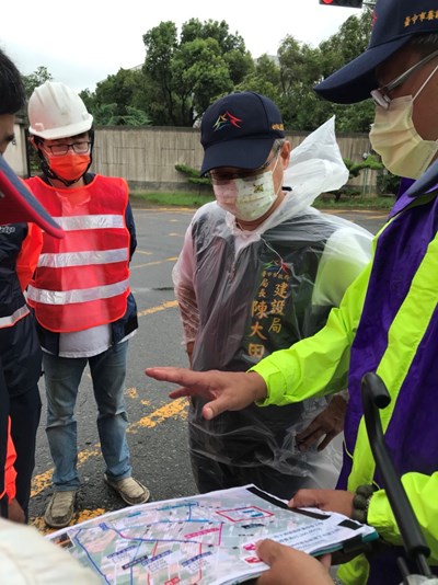 中市府建設團隊現場勘災-不畏軒嵐諾風雨