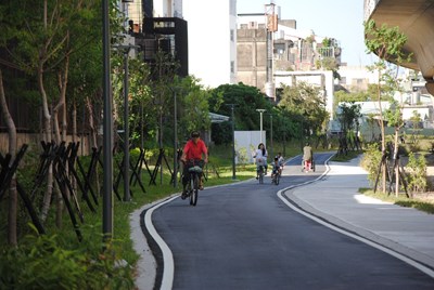綠空廊道-騎乘自行車的好所在