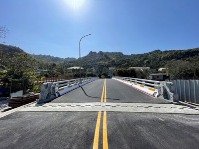 霧峰民生橋改建通車