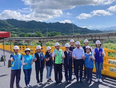 建設局長6日視察埤豐橋改建工程