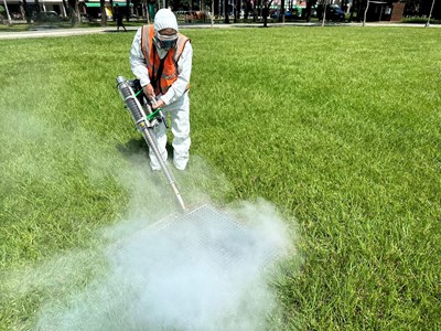 公園綠地病媒蚊孳清不懈怠-守護市民健康防堵登革熱疫情